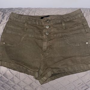 Refuge high waisted army green shorts size: 6